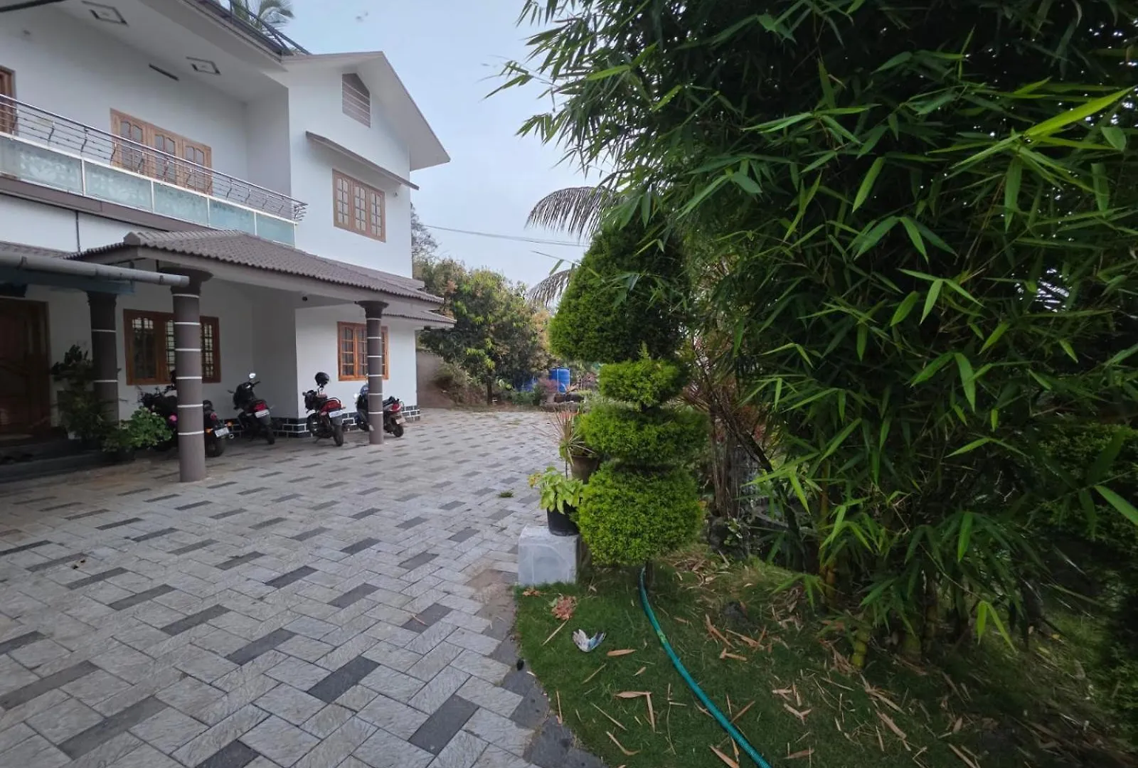 Nyaraló Serahs Homestay Agali